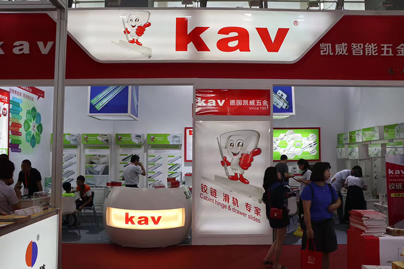 kav铰链滑轨在第二十届广州博览会现场